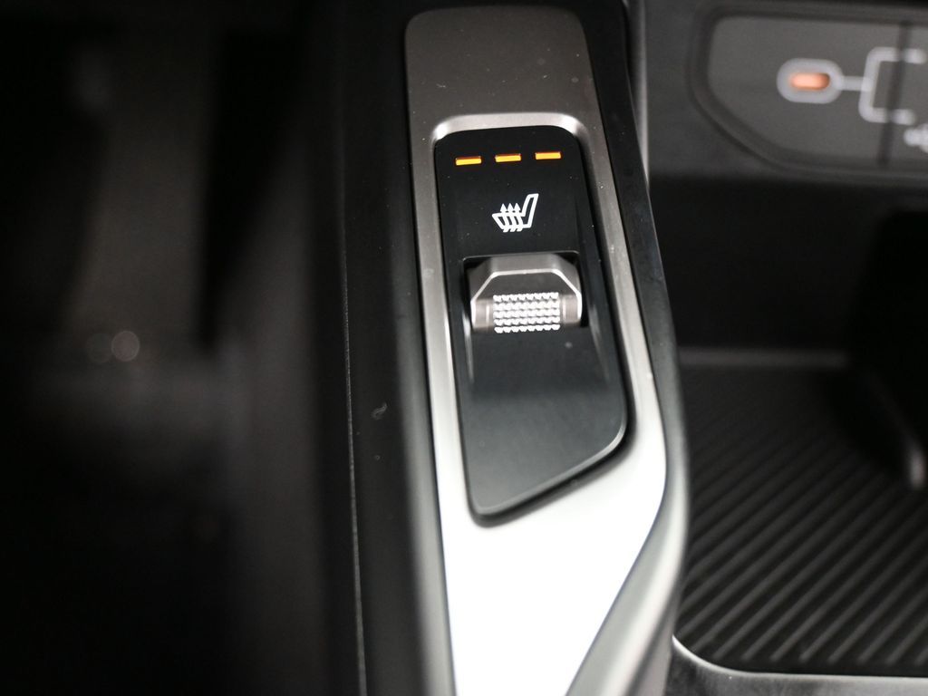 New 2025 Glacial White Pearl Kia EX image 23