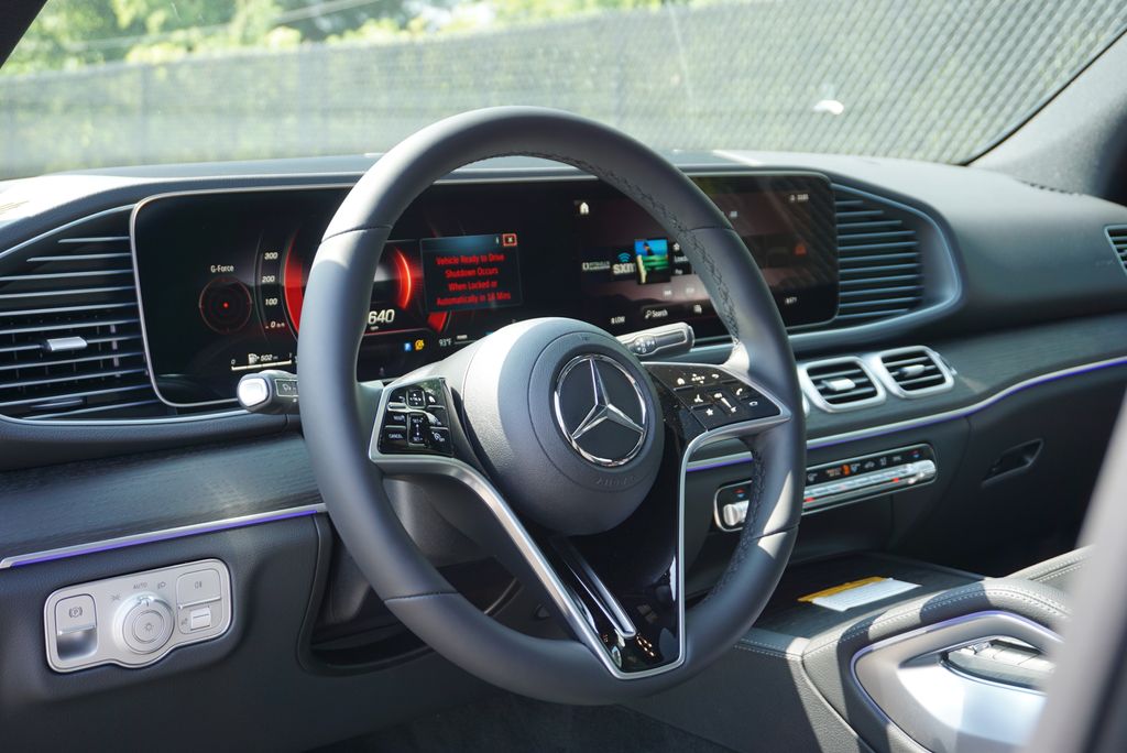 Thumbnail: 2026 Mercedes-Benz GLE - 24