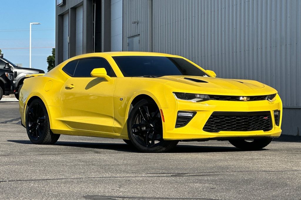 2016 Chevrolet Camaro 2SS Coupe RWD