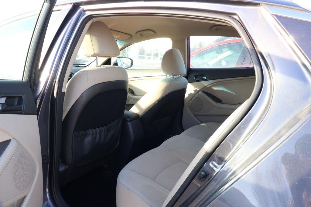 Thumbnail: 2015 Kia Optima - 30