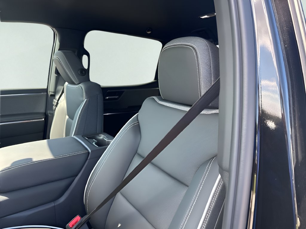 New 2026 Black GMC Elevation image 26