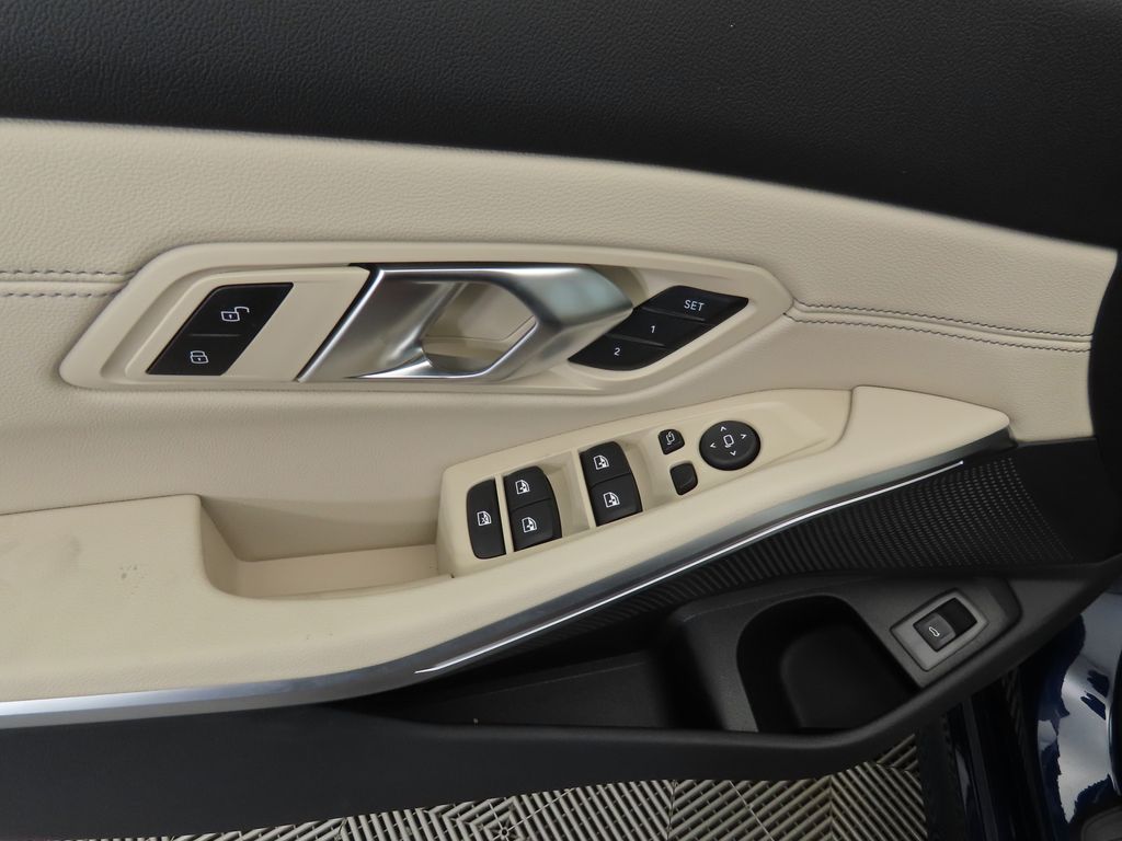 Thumbnail: 2026 BMW 3 Series - 23