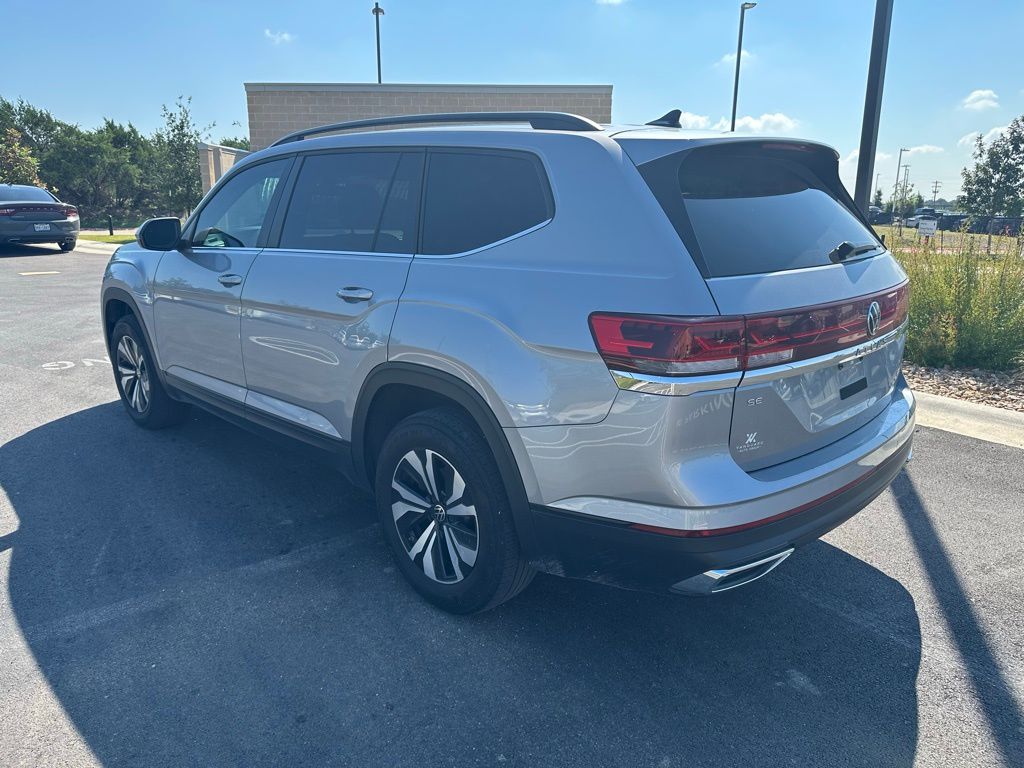 Thumbnail: 2024 Volkswagen Atlas - 4
