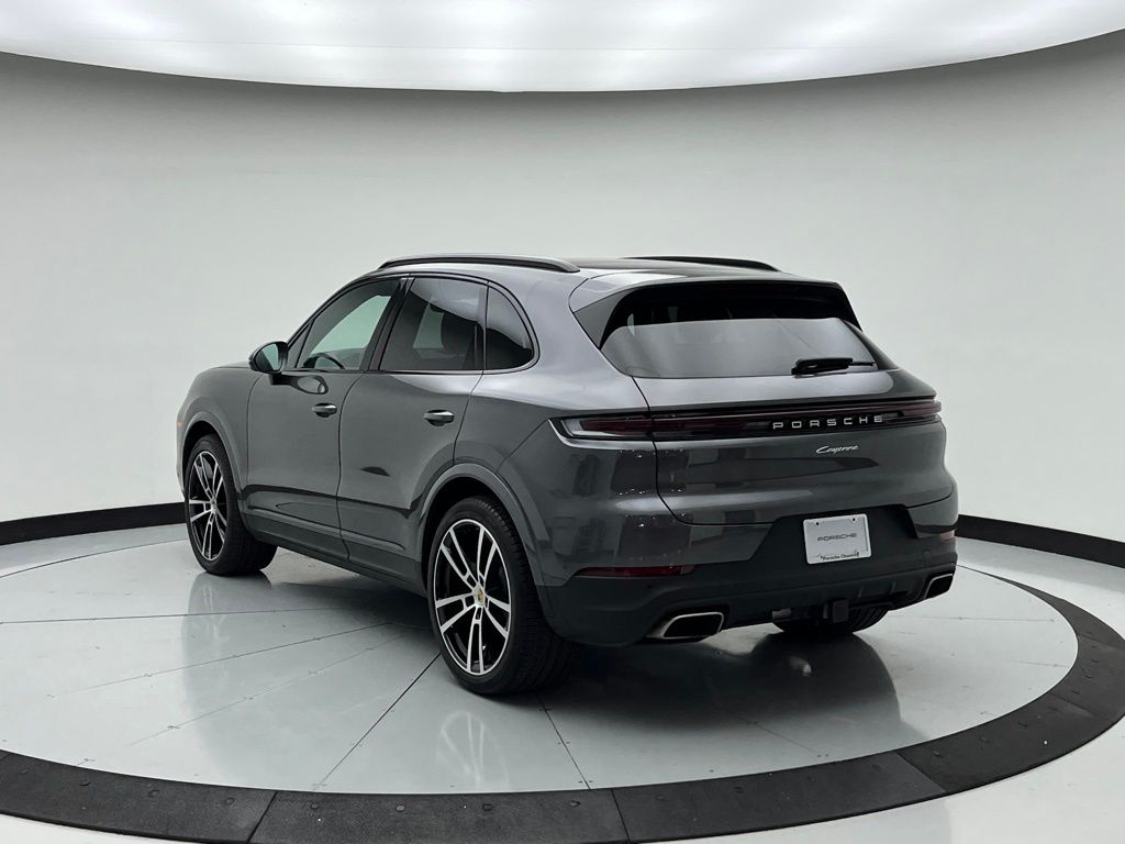 Thumbnail: 2024 Porsche Cayenne - 3