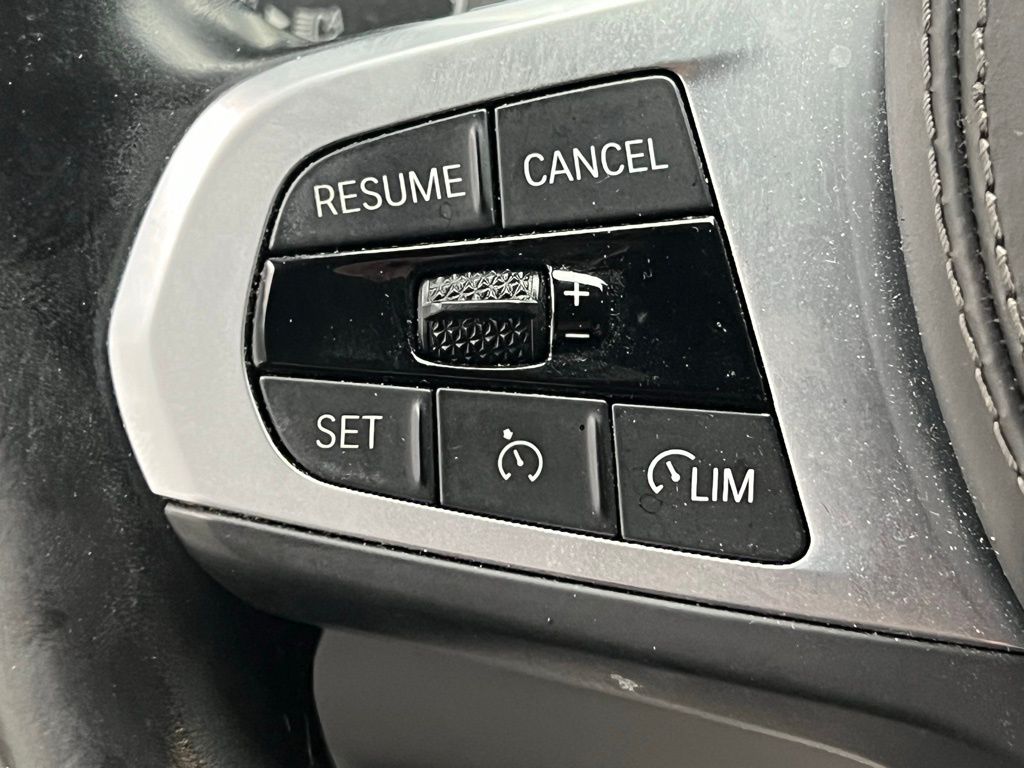 Thumbnail: 2023 BMW 8 Series - 23