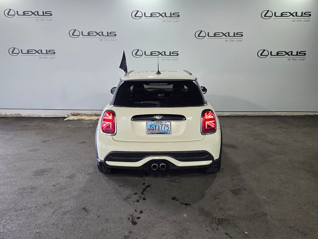 Thumbnail: 2022 MINI Cooper - 10