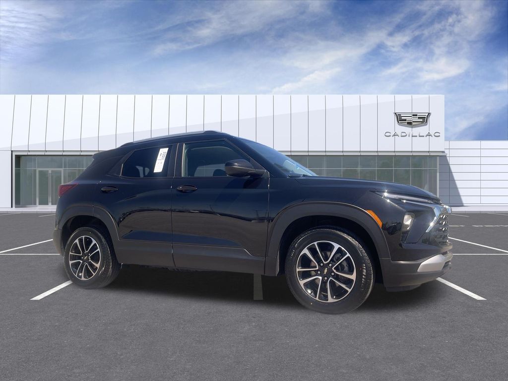  2025 Chevrolet Trailblazer LT AWD   