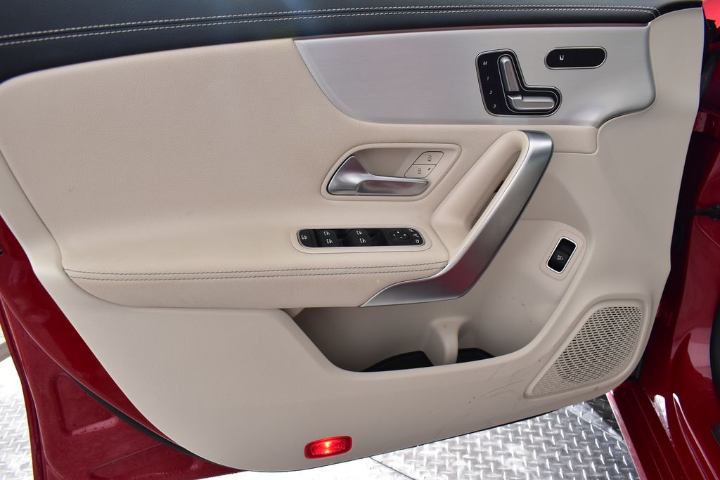 Thumbnail: 2023 Mercedes-Benz CLA - 11