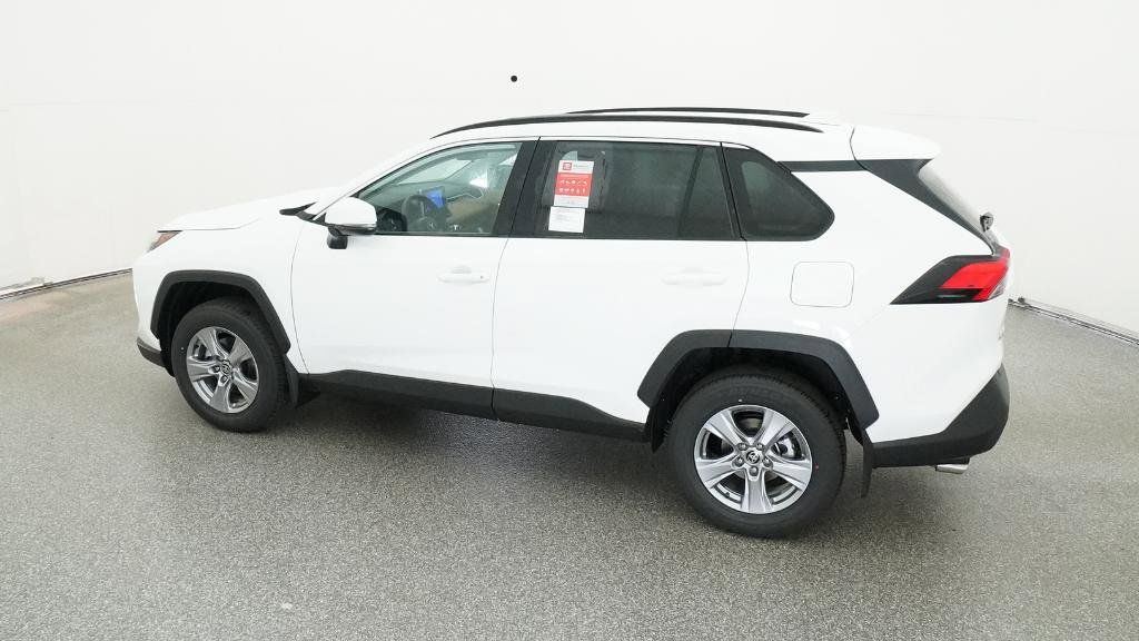 Thumbnail: 2025 Toyota RAV4 - 28