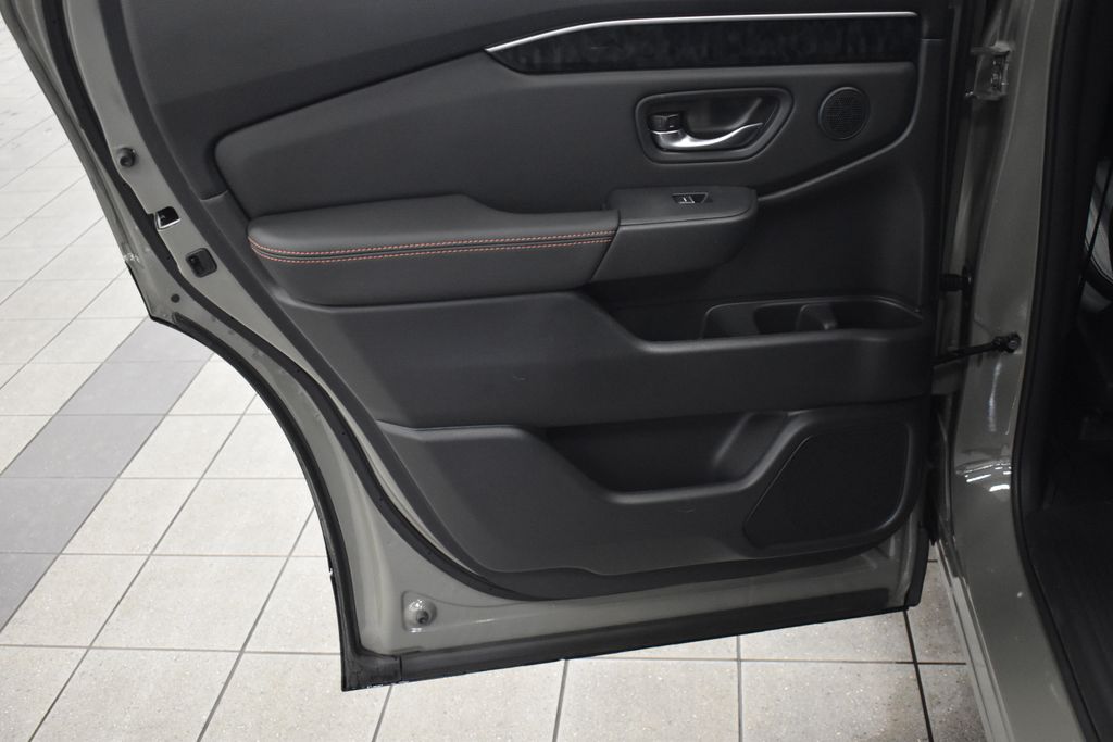 Thumbnail: 2026 Honda Passport - 23