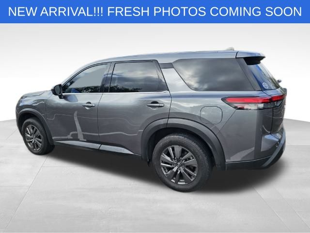 2022 Nissan Pathfinder S 4