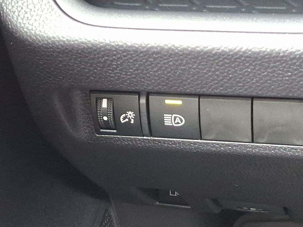 Thumbnail: 2025 Toyota RAV4 - 24