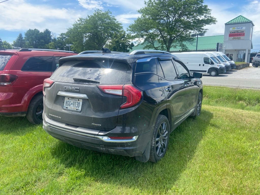 2023 GMC Terrain — photo 5