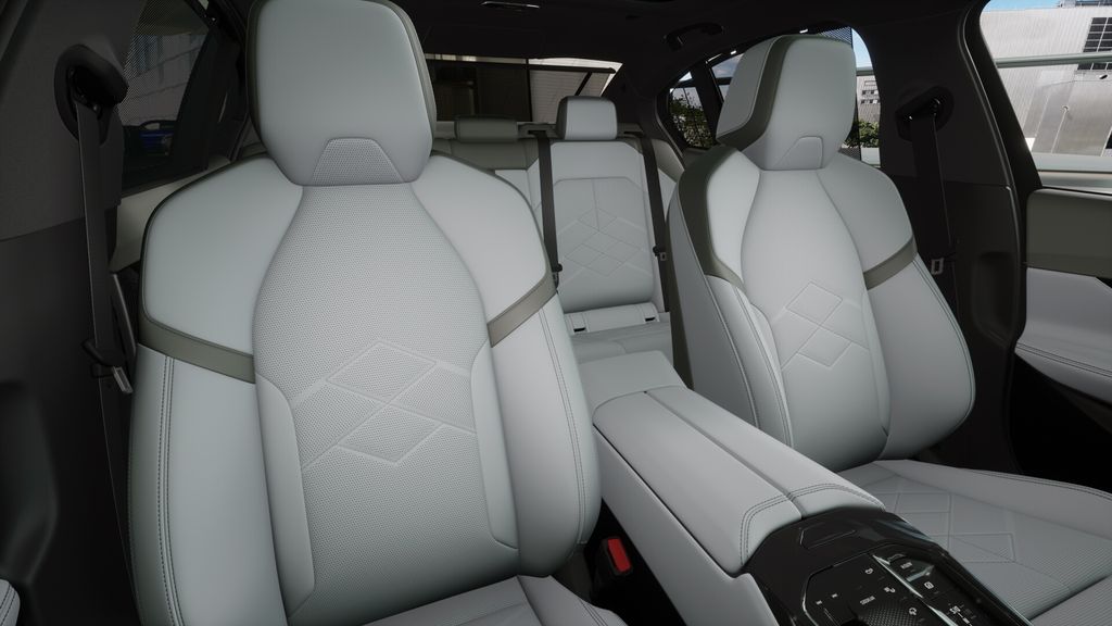 Thumbnail: 2026 BMW 5 Series - 11