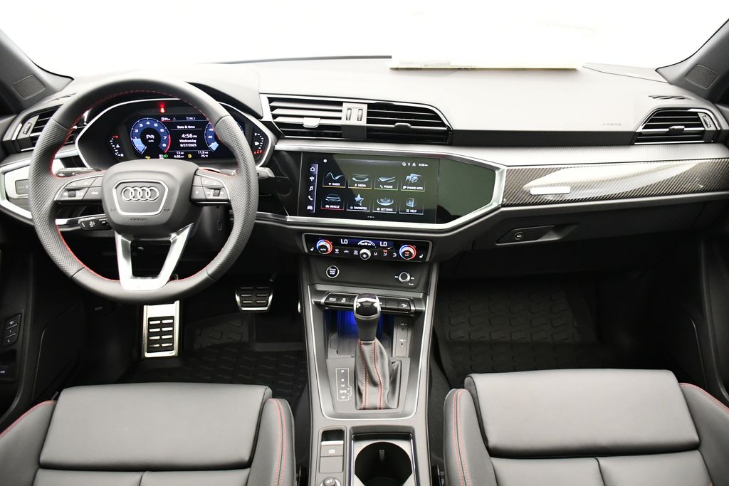 Thumbnail: 2025 Audi Q3 - 21