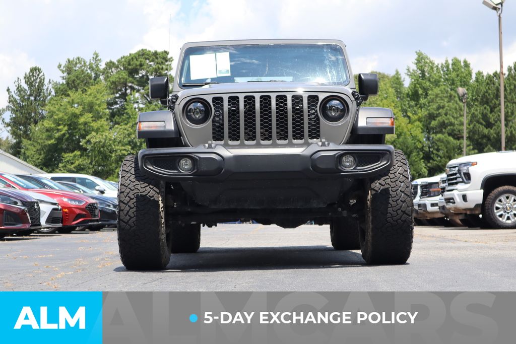 2023 Jeep Gladiator Sport photo 2