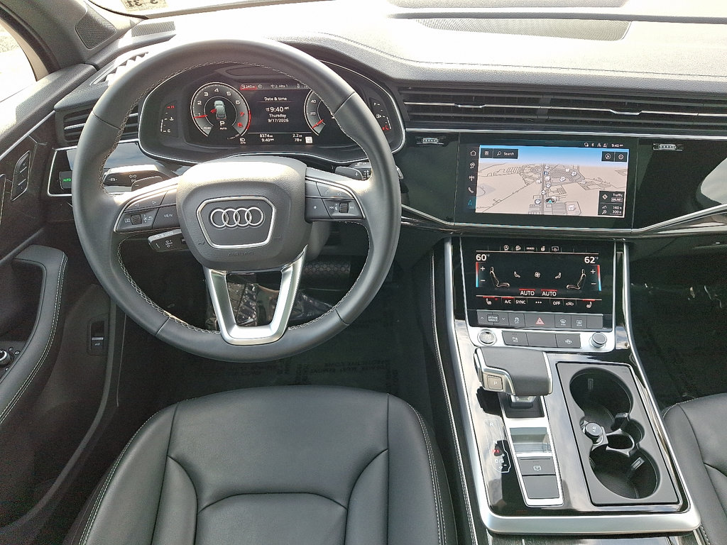 Thumbnail: 2026 Audi Q7 - 12