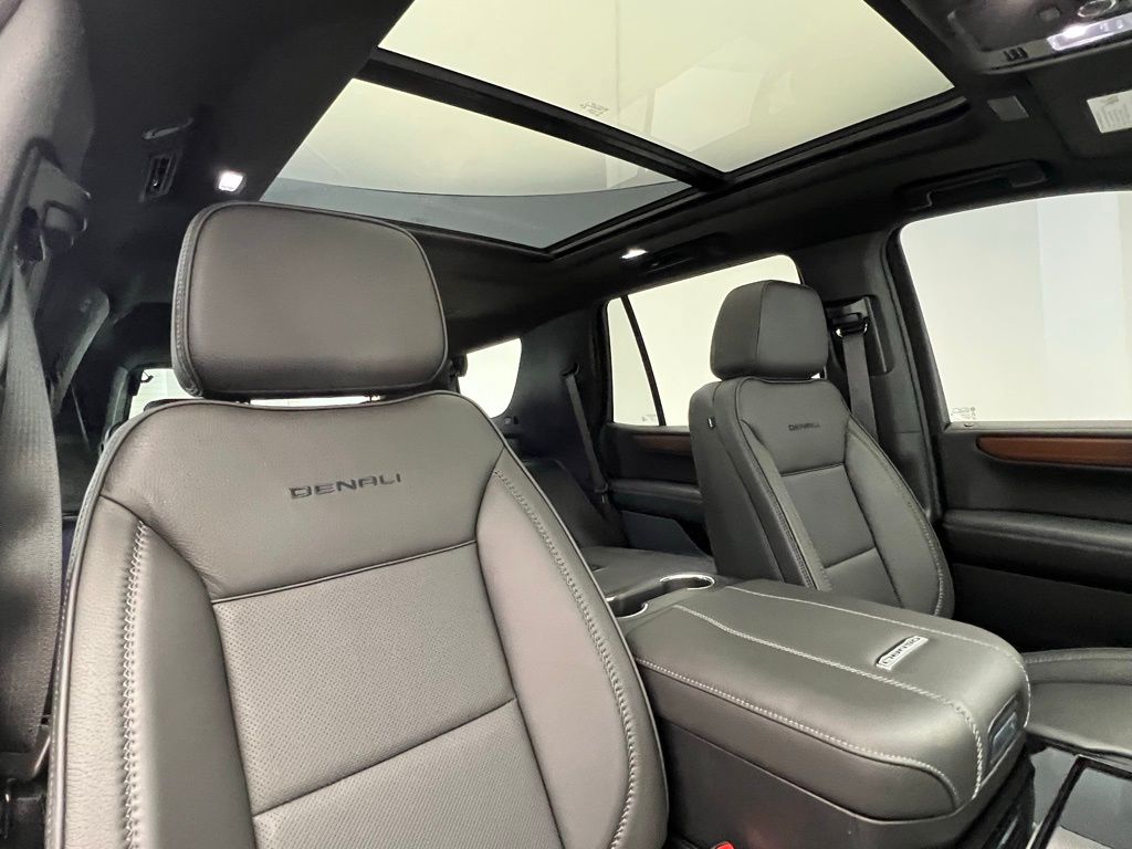 Thumbnail: 2025 GMC Yukon - 7