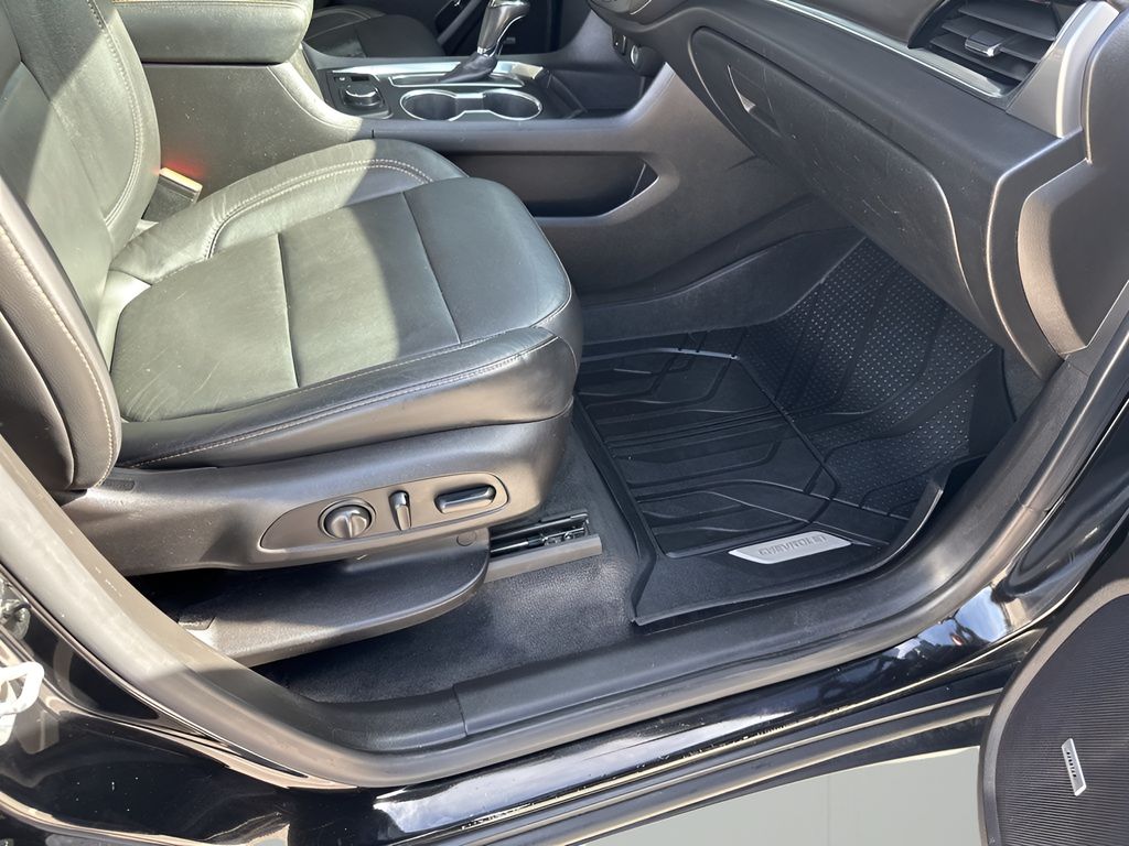 Used Car 2019 Chevrolet Traverse  Rs For Sale Under $25,000 In Austin, Texas