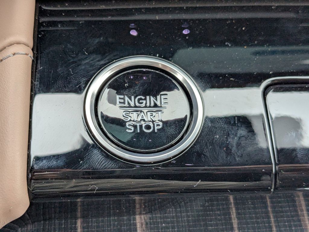 2025 Lincoln Navigator Black Label L