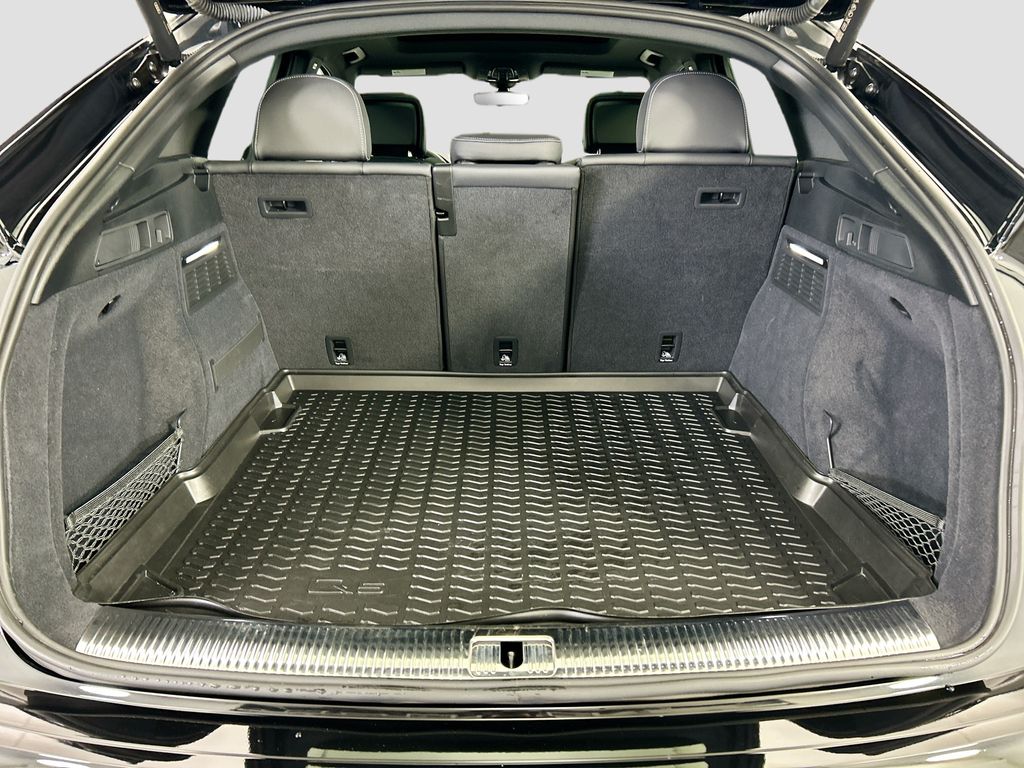 Thumbnail: 2021 Audi Q5 - 27