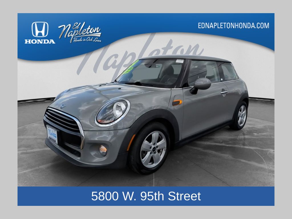 Moonwalk Gray Metallic 2019 MINI Cooper 2-Door Hatchback FWD Hatchback Front-Wheel Drive 6-Speed Manual