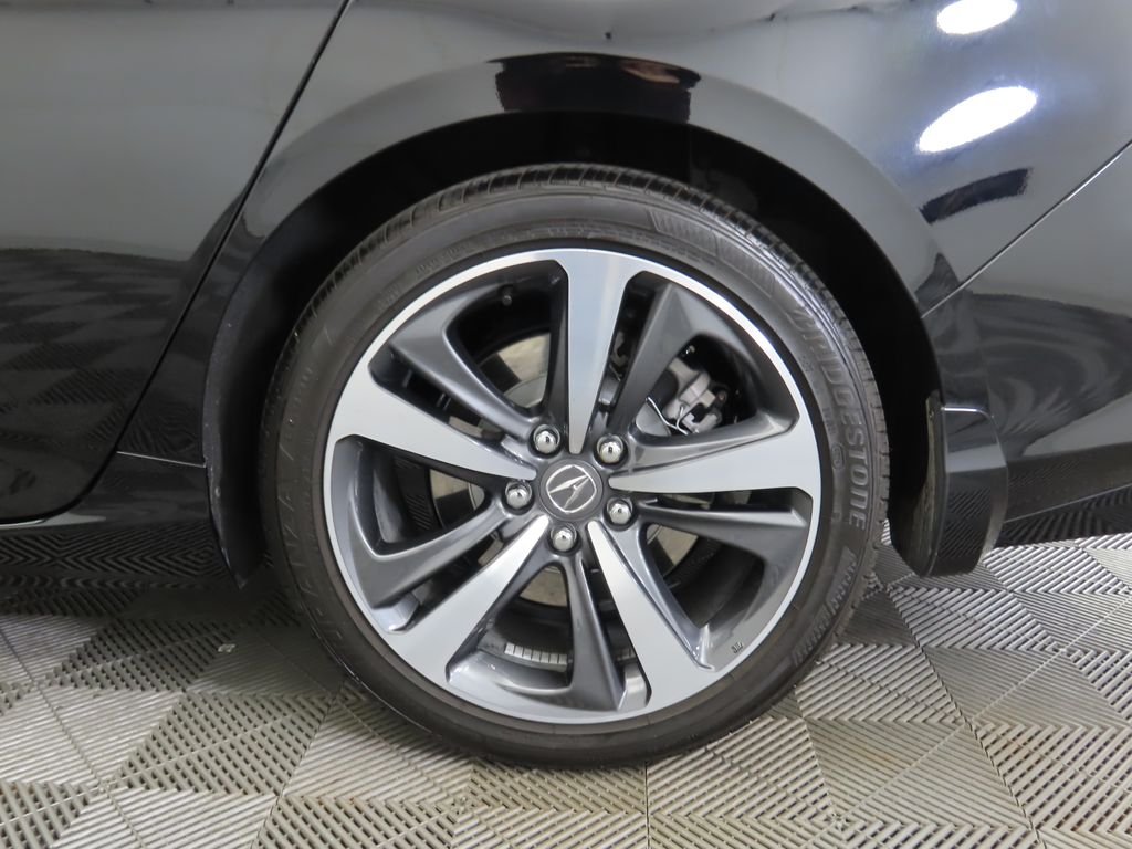 Thumbnail: 2025 Acura TLX - 32