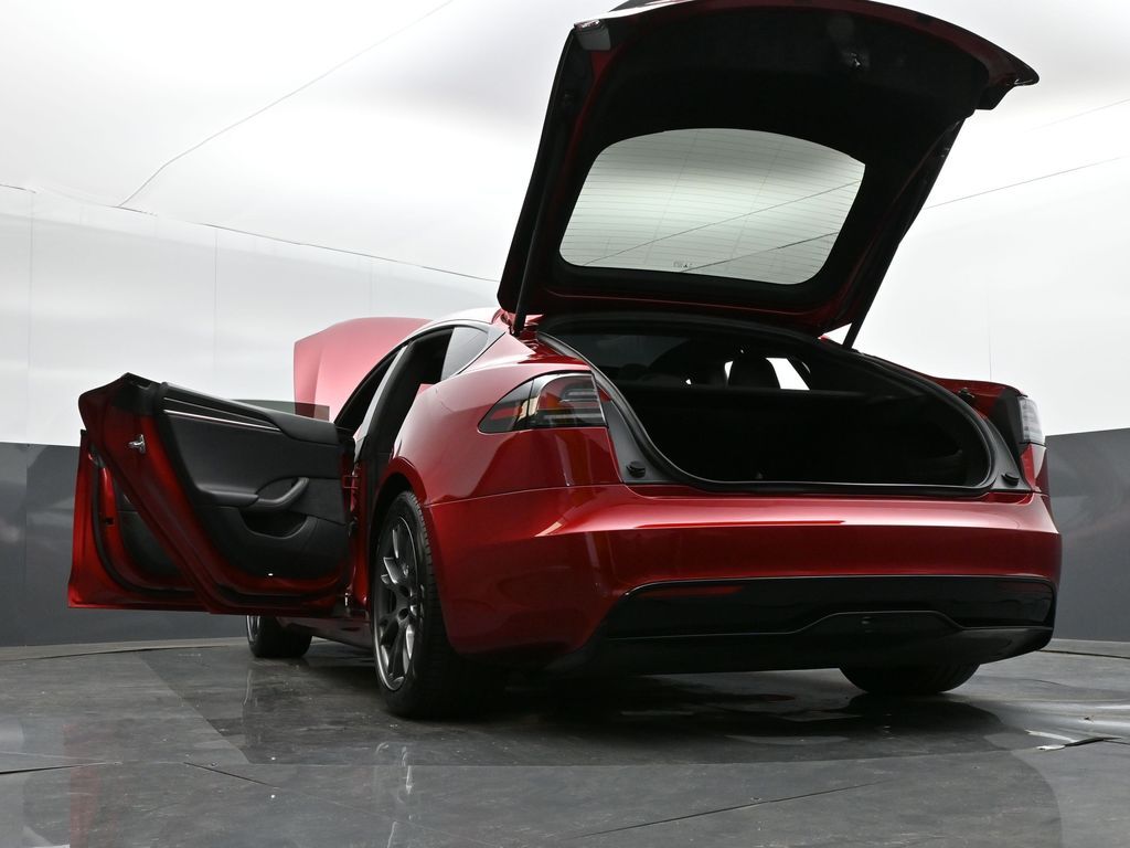 2024 Tesla Model S Plaid Tri Motor All-Wheel Drive
