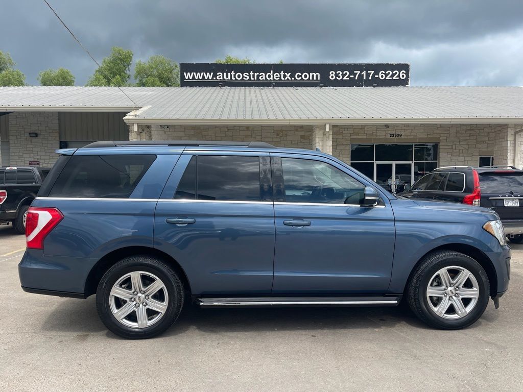 2018 Ford Expedition XLT Blue at Community Honda