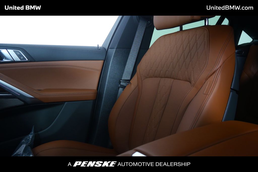 Thumbnail: 2027 BMW X6 - 22