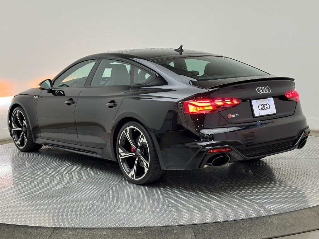 2025 Audi RS 5  4