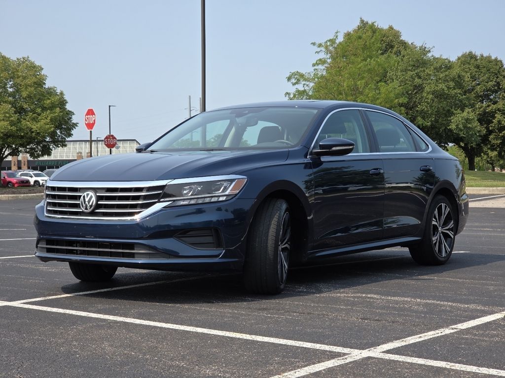 Used 2021 Blue Volkswagen 2.0T SE image 14