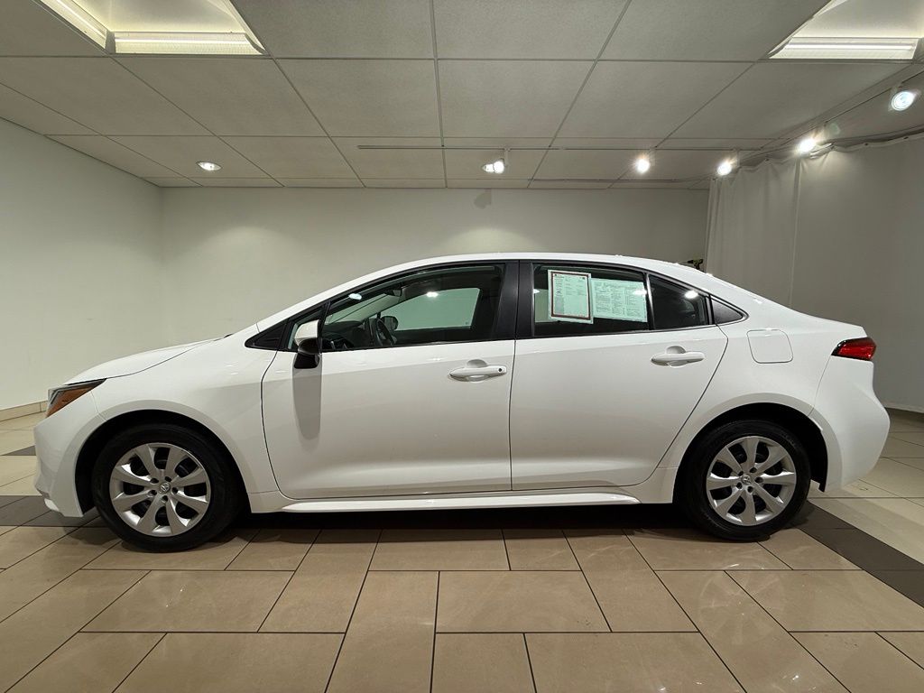 Thumbnail: 2024 Toyota Corolla - 2