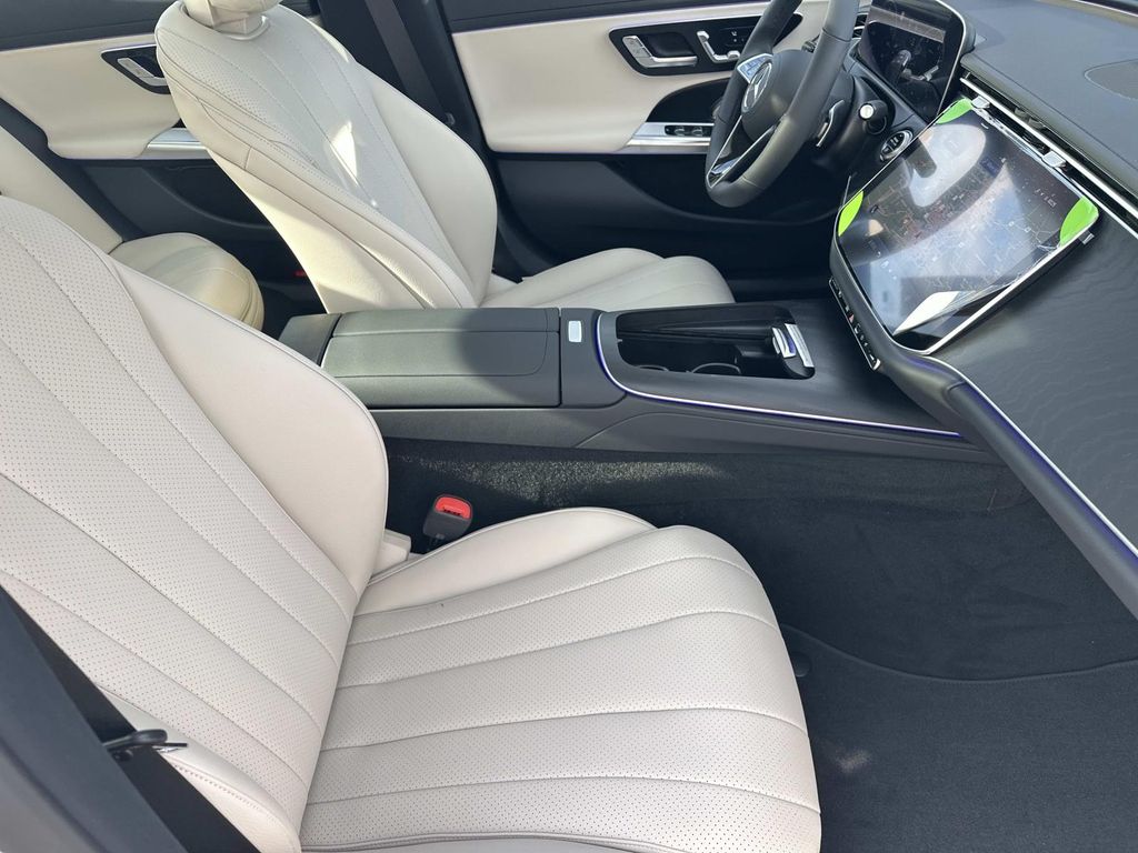 Thumbnail: 2026 Mercedes-Benz E-Class - 11