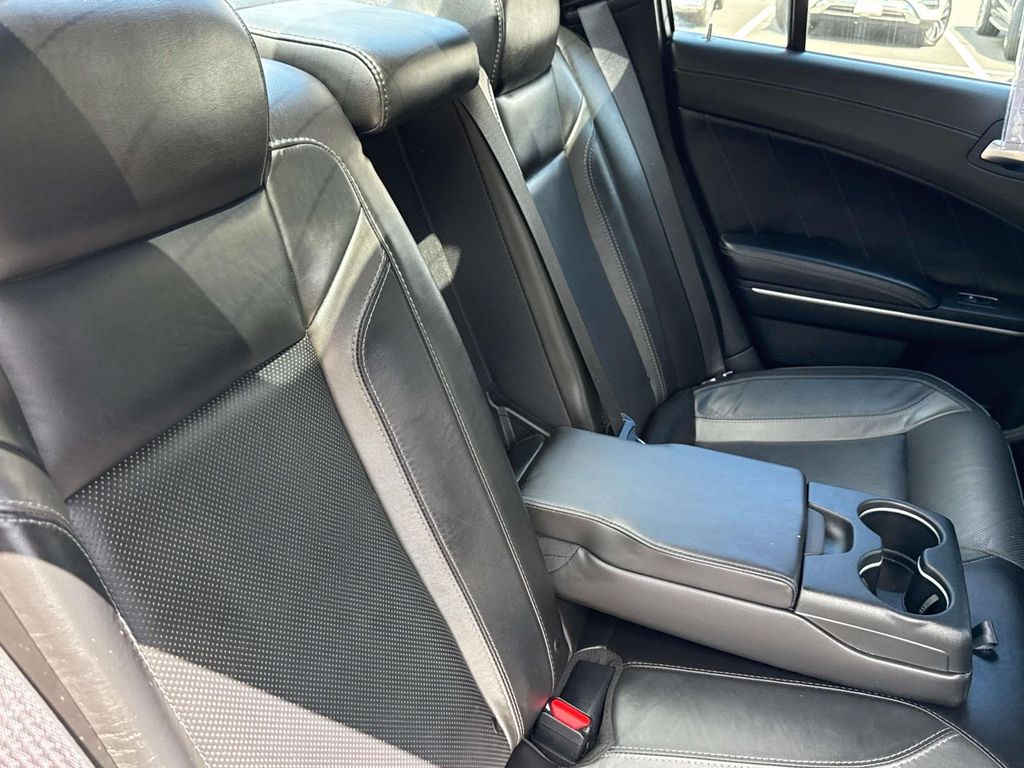 Thumbnail: 2019 Dodge Charger - 25