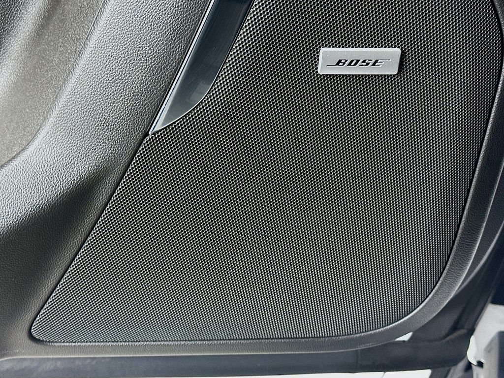 Thumbnail: 2023 Chevrolet Tahoe - 18