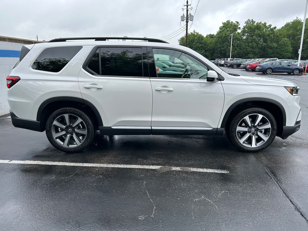 Thumbnail: 2025 Honda Pilot - 6