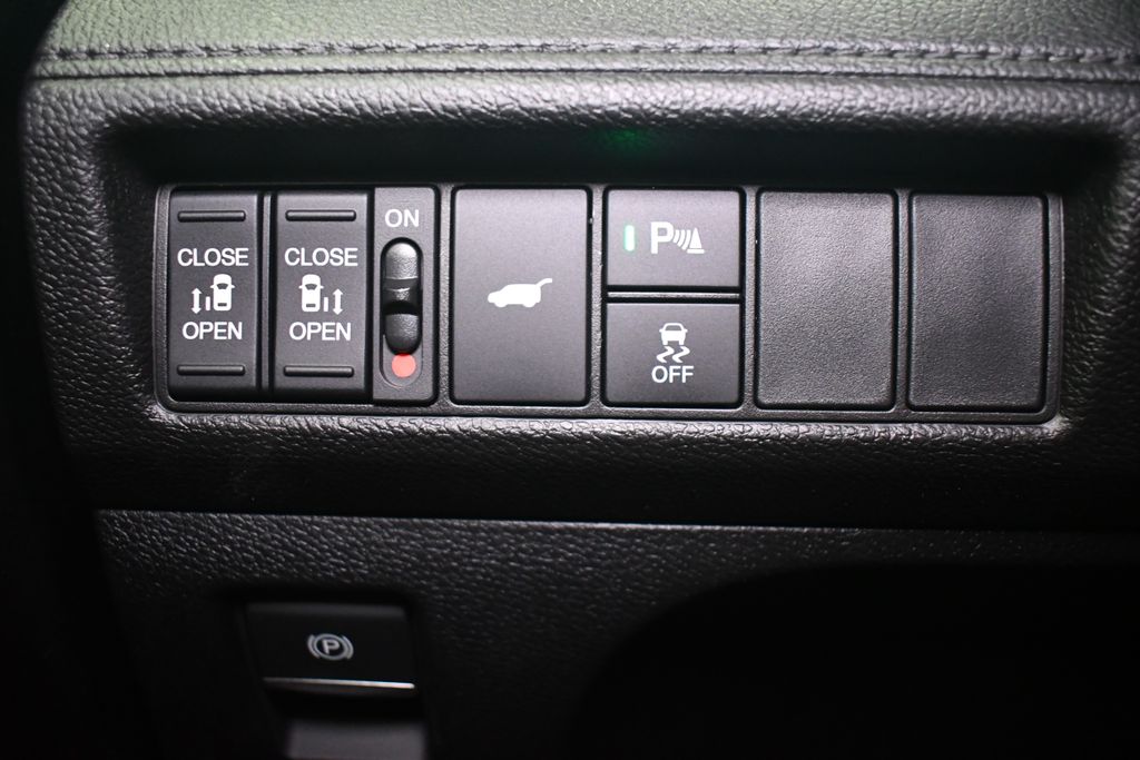 Thumbnail: 2026 Honda Odyssey - 14