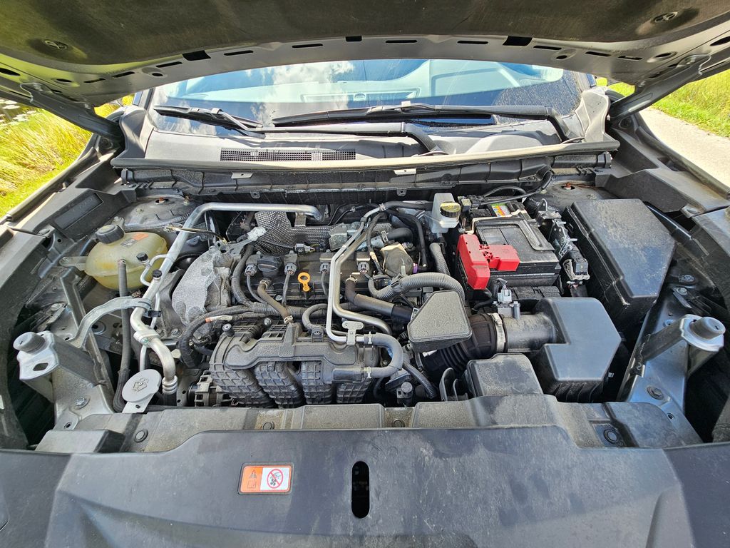 Thumbnail: 2023 Mitsubishi Outlander - 11