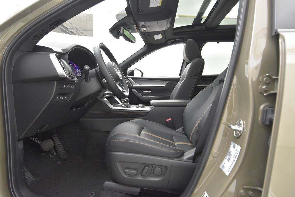 2025 Mazda CX-70 PHEV Premium Plus photo