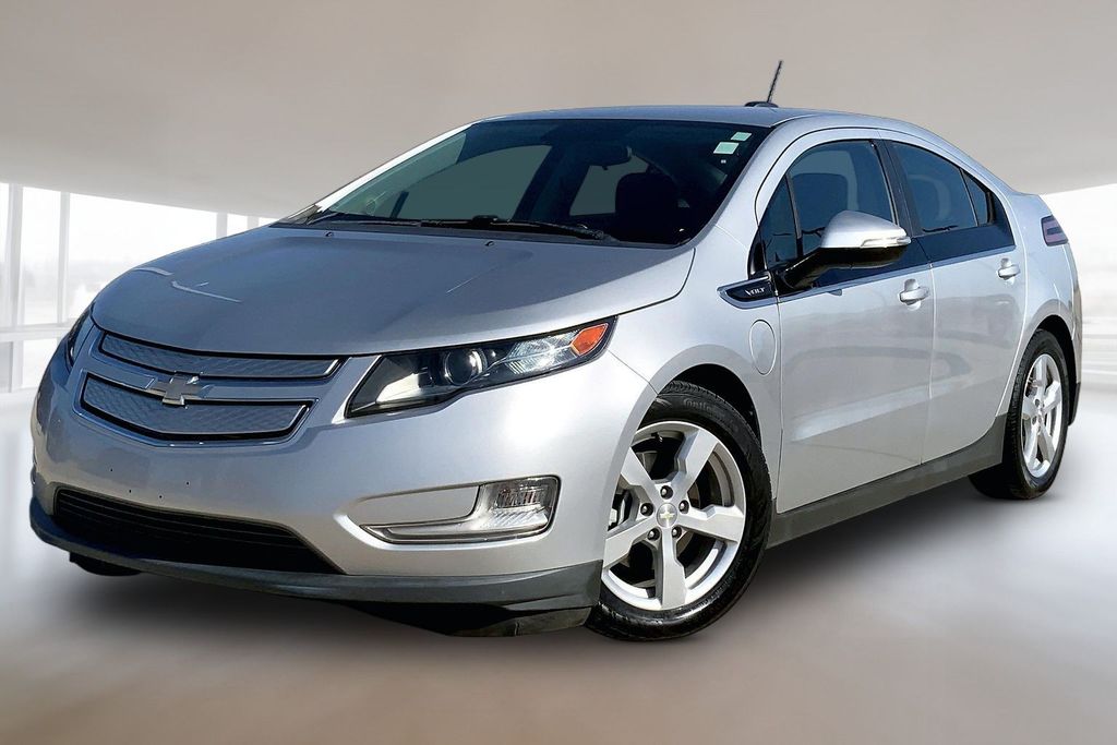 2015 Chevrolet Volt FWD    