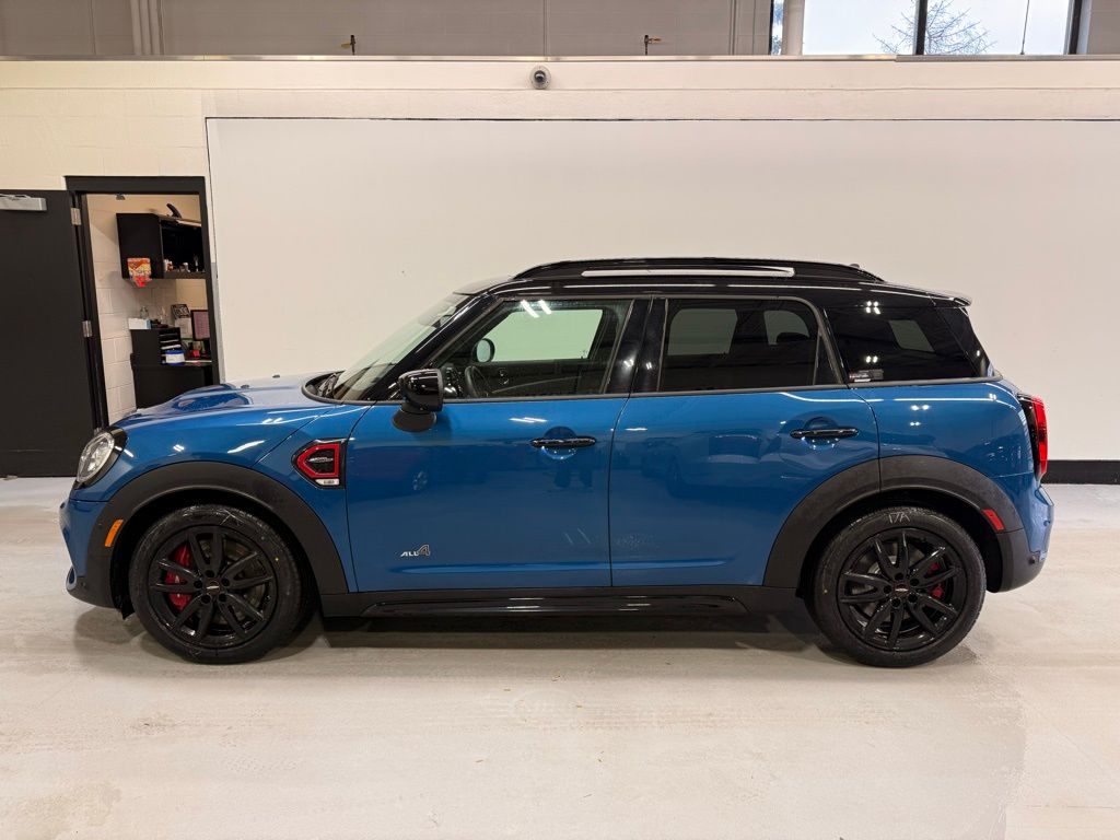 Thumbnail: 2020 MINI Cooper Countryman - 2