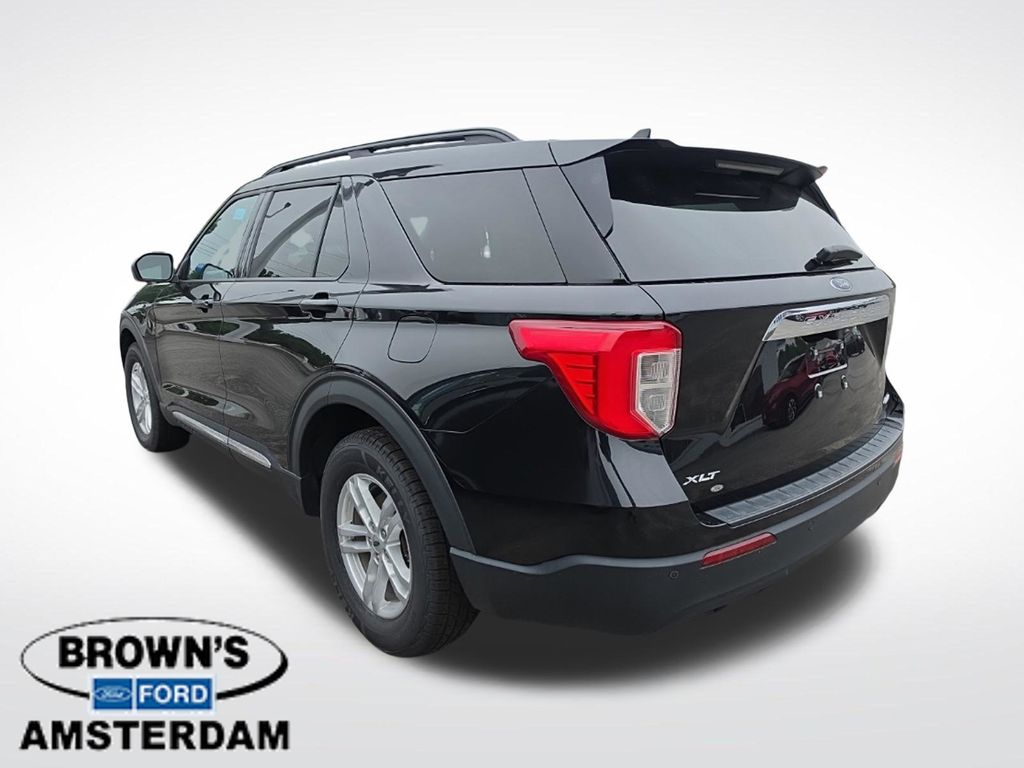 2023 Ford Explorer XLT - 5