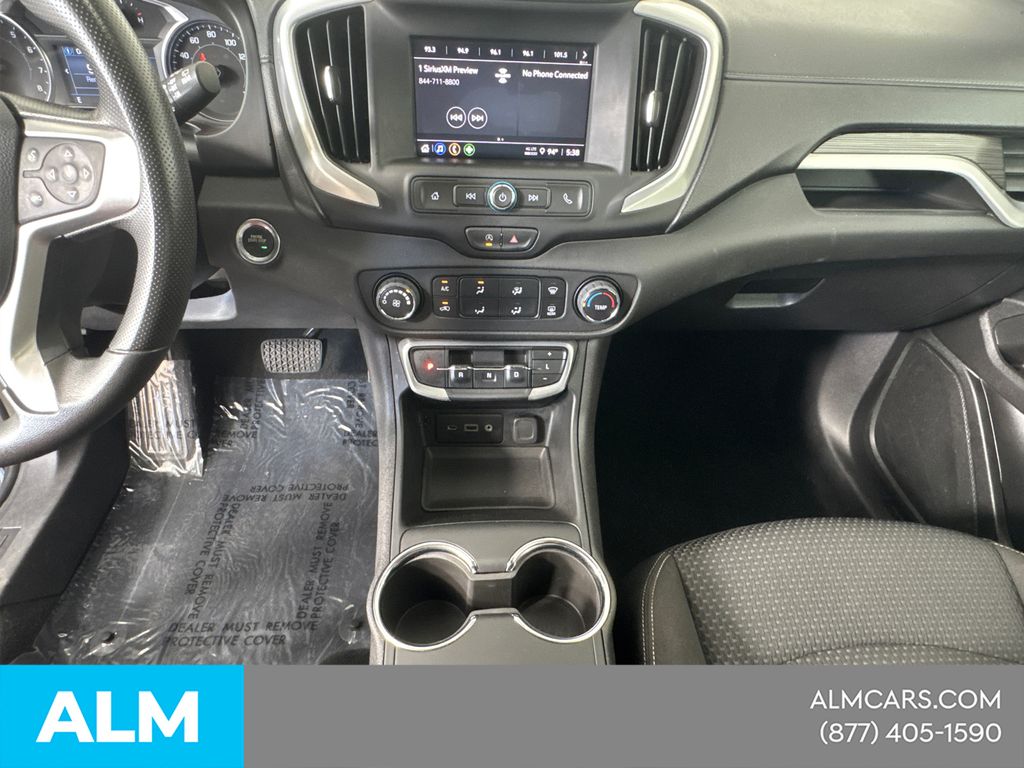 Used 2024 Silver GMC SLE image 31