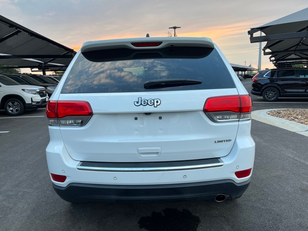 Thumbnail: 2017 Jeep Grand Cherokee - 5