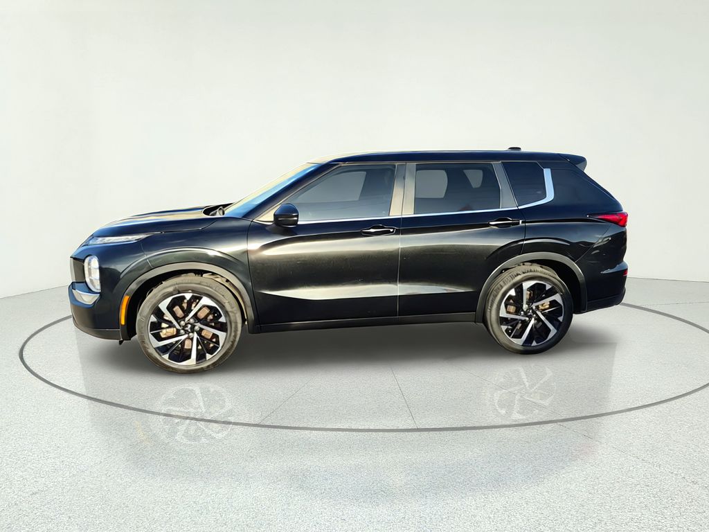 2022 Mitsubishi Outlander ES Black at DeMontrond Automotive Group
