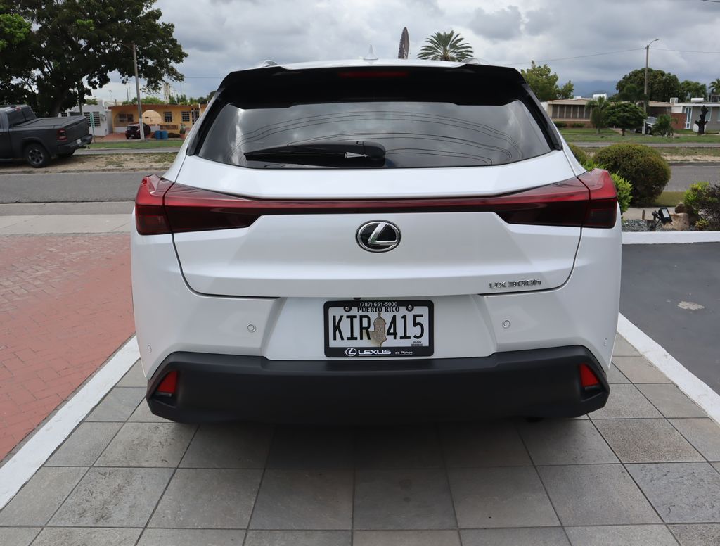 Thumbnail: 2025 Lexus UX - 6