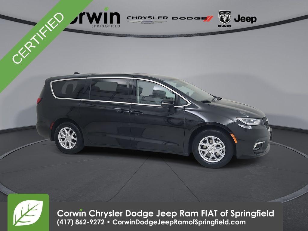 2023 Chrysler Pacifica Touring L FWD