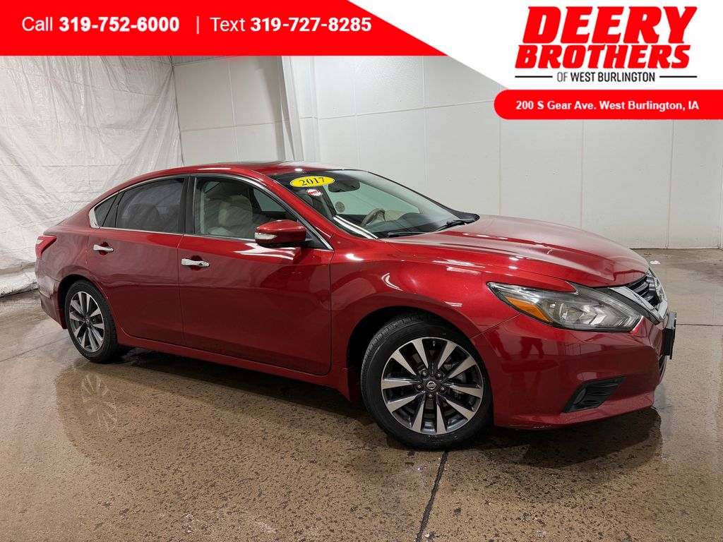 Cayenne Red 2017 Nissan Altima 2.5 SL Sedan Front-Wheel Drive Continuously Variable Transmission