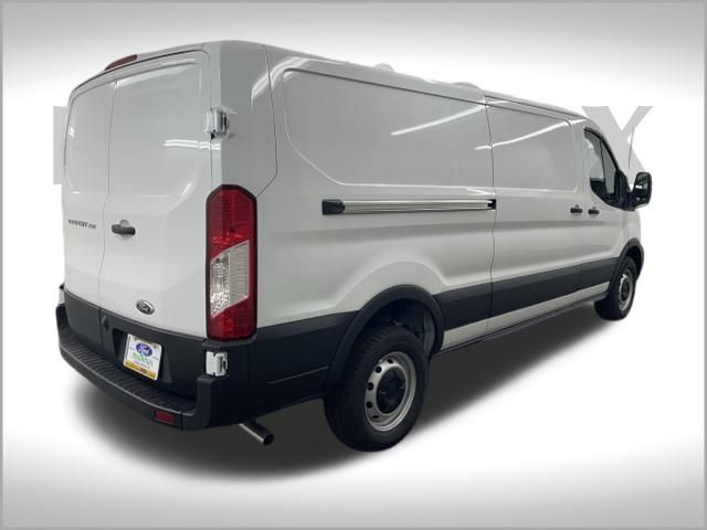 2025 Ford Transit photo 8